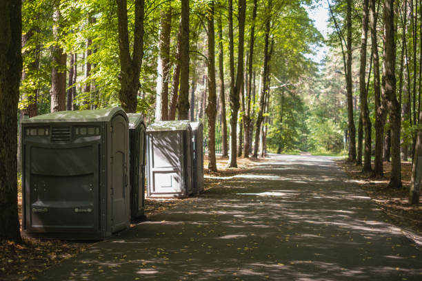 Best Portable restroom trailer rental  in El Paso, IL